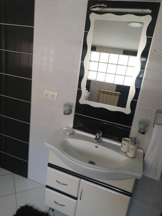 Apartman Lotos SJJ Buitenkant foto