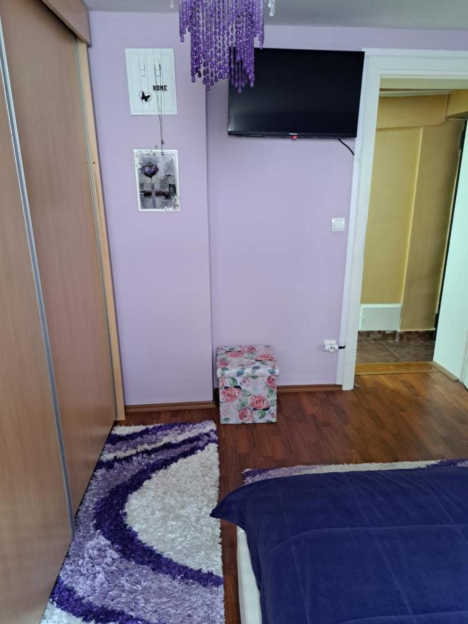 Apartman Lotos SJJ Buitenkant foto